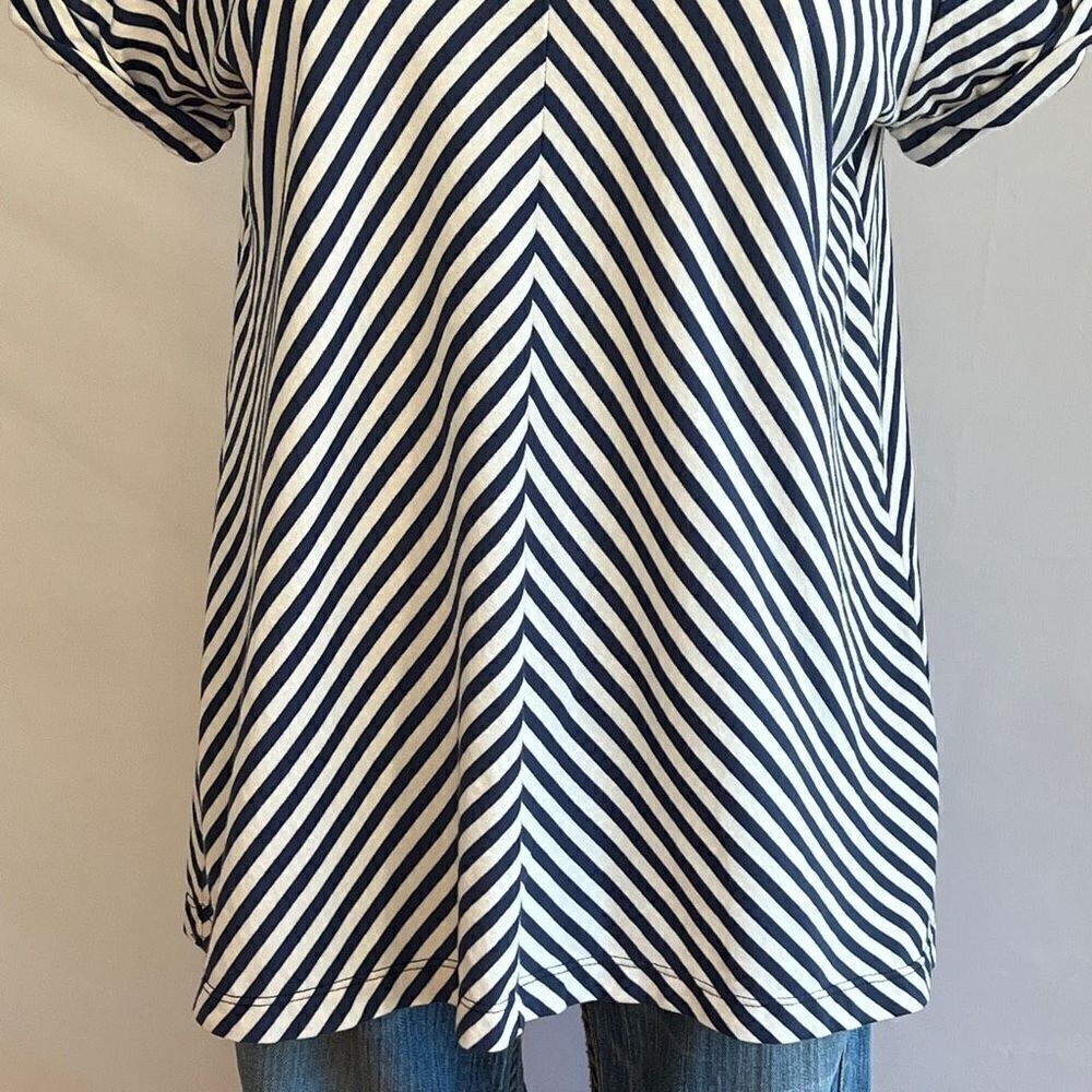 Anthropologie TLA V-Neck Stripe Shirt- Small - NWT - Picture 9 of 15